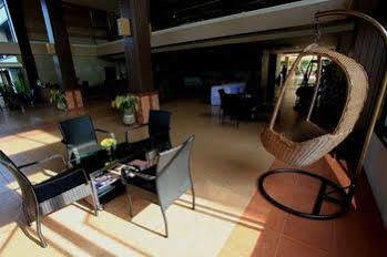 Hillside Country Home Golf & Resort Kabin Buri Esterno foto